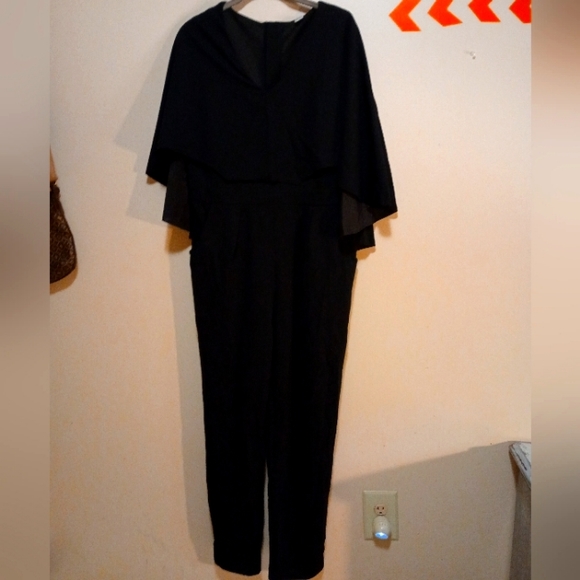 SHEIN Pants - SHEIN Romper Pantsuit LARGE